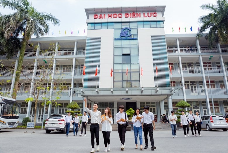 Top 3: Đại học Điện lực Hà Nội